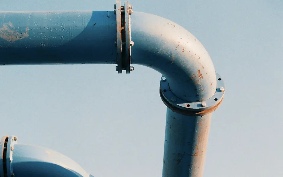 Flanged steel process piping